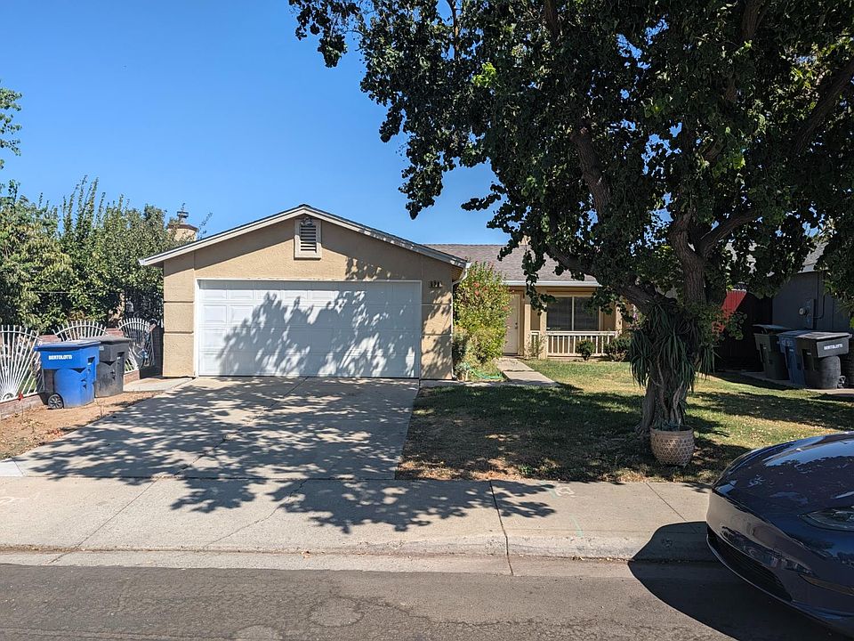 1st image of 520 Bennett Dr