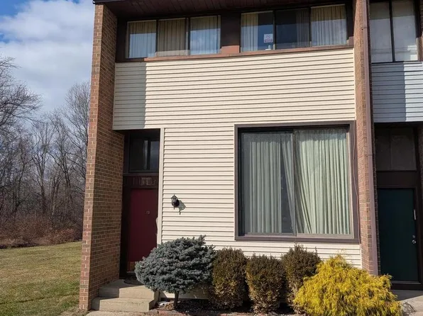 138 Harrison Pl, East Windsor, NJ 08520