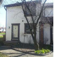 501 Charlesgate Cir, East Amherst, NY 14051