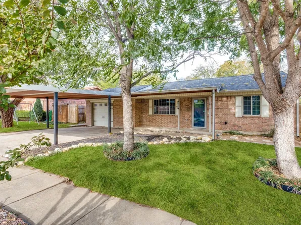 608 Sierra Blanca Dr, Saginaw, TX 76179