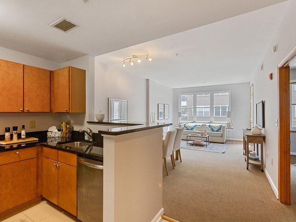 1st image of 2001 12th St NW APT 210