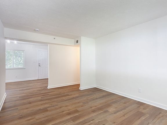5th image of 641 Powder Springs St SE APT 11