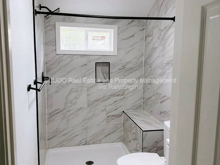 746 Locust Ave — Photo 10