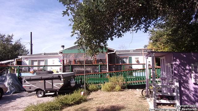 1st image of 1416 Willow Dr