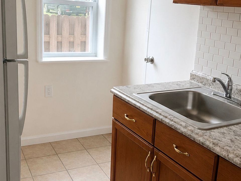 1st image of 507 Summerfield Ave APT 1