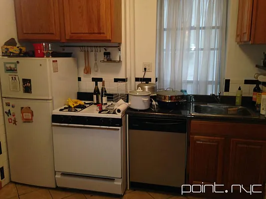 Rented by Point NYC | media 33