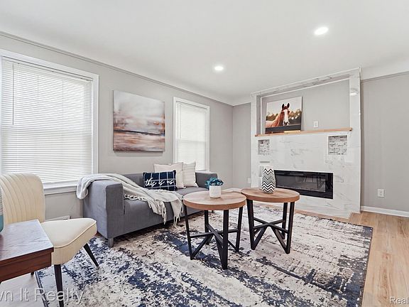 5th image of 4006 Bedford St