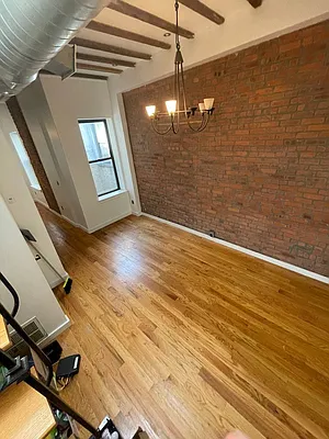 Rented by Greenrock Management | media 31