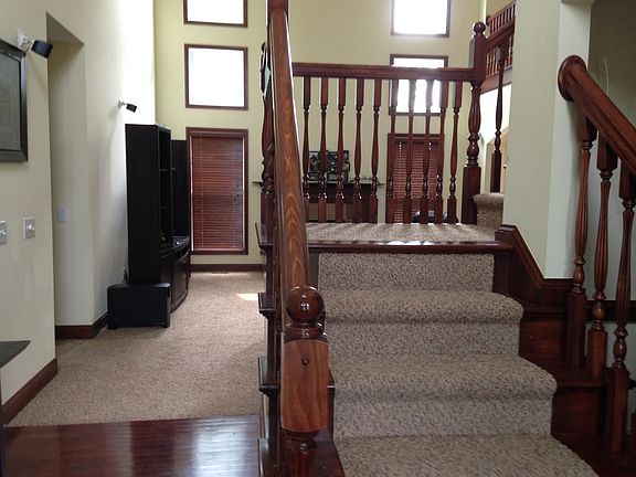 4th image of 758 Ballater Dr
