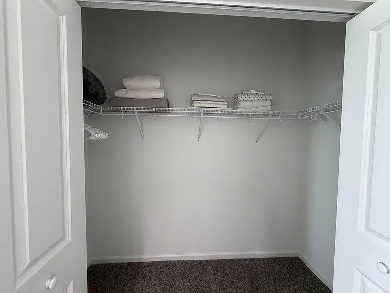 4402 Longwood — Photo 35