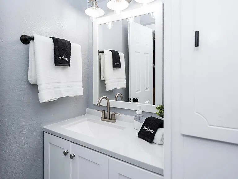 2402 Berry St #1 — Photo 9
