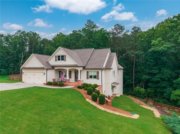 122 Brookfield Ct SE, White, GA 30184