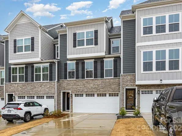 2061 Dornoch Rd, Tega Cay, SC 29708