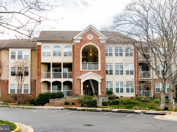 7706 Haynes Point Way #B-8b, Alexandria, VA 22315