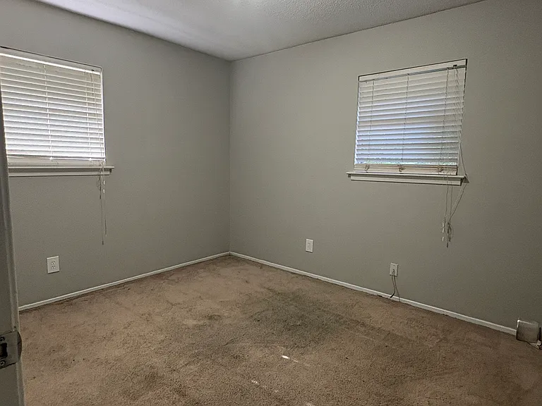 3264 Hackberry Ln — Photo 8