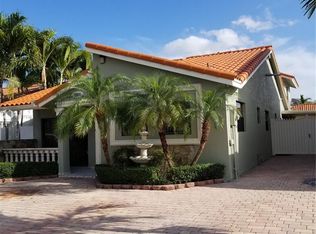 9922 SW 2nd St #A, Miami, FL 33174