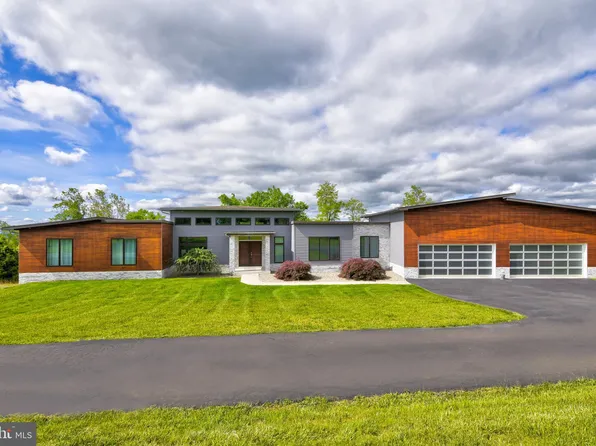 17770 Fort Johnston Rd, Leesburg, VA 20176