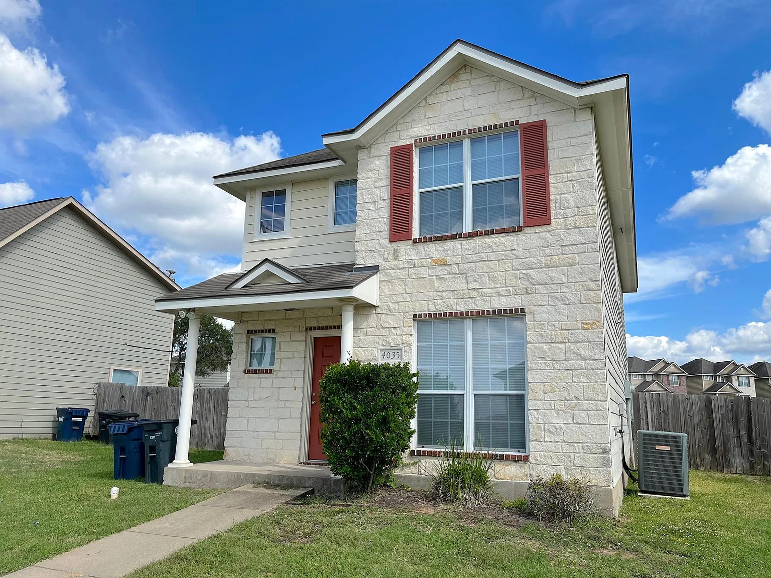 4 bed, 1568 sqft, $2,300 — Photo 1
