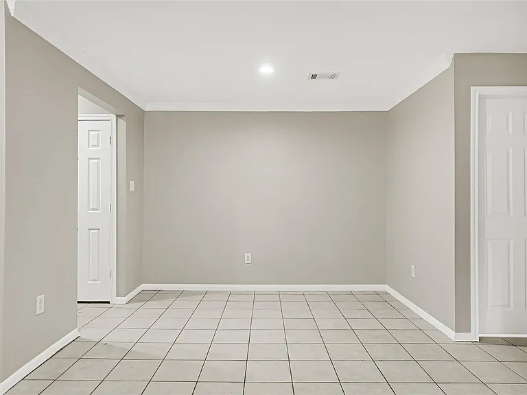 1100 Augusta Dr #79 — Photo 9