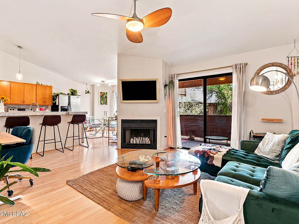 1st image of 1718 W Parkwood Ln #181
