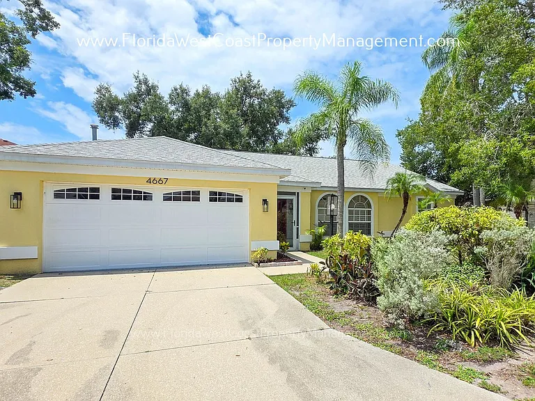 4667 Hamlets Grove Dr — Photo 48
