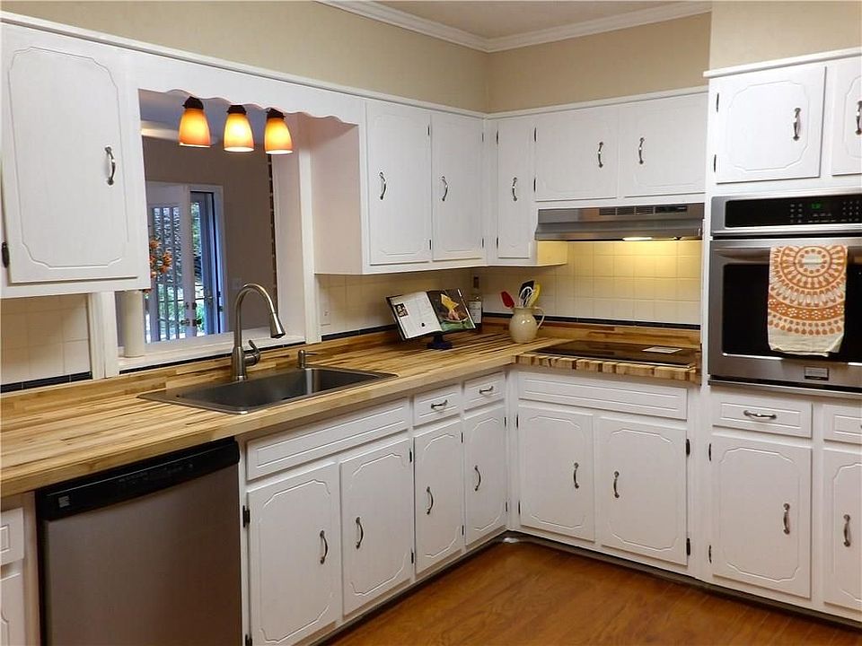 2nd image of 444 Cana Of Galilee Ct