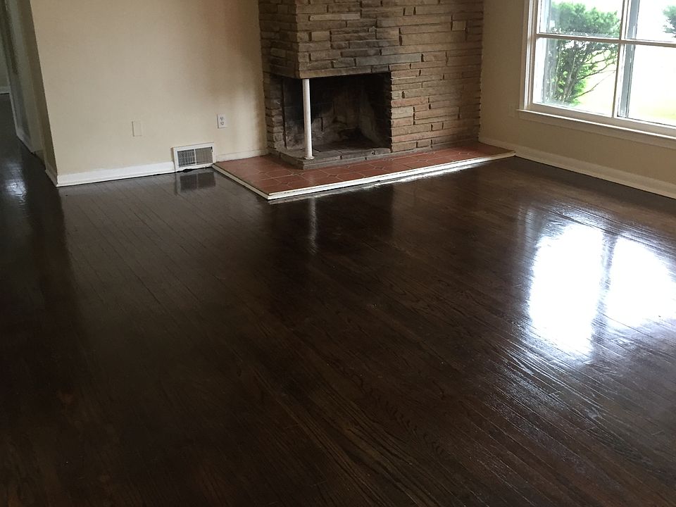 1st image of 18826 Hilton Dr