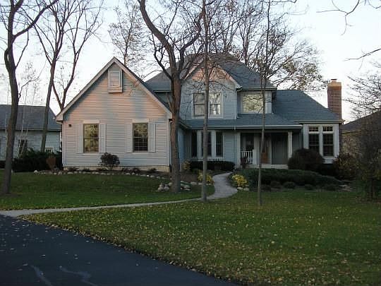 2nd image of 806 Waco Way