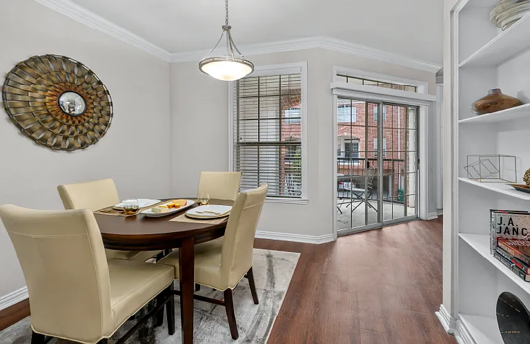 2210 Augusta Dr — Photo 15