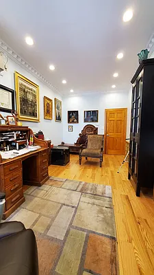 Rented by Highline Residential | media 32