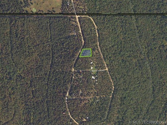 4th image of 4556 South Rd