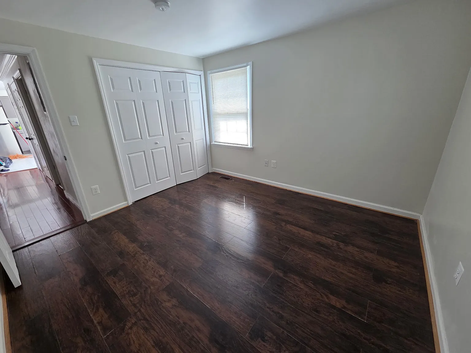 5 bed, 1840 sqft, $3,950 — Photo 3