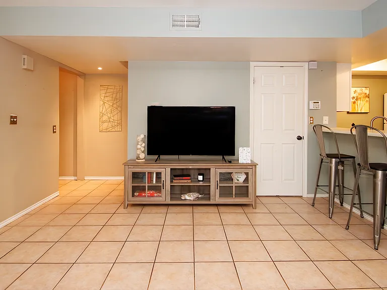 5402 E Windsor Ave #30 — Photo 3
