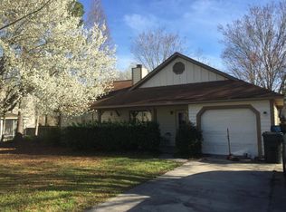 808 Gunston Hall Rd, Goose Creek, SC 29445