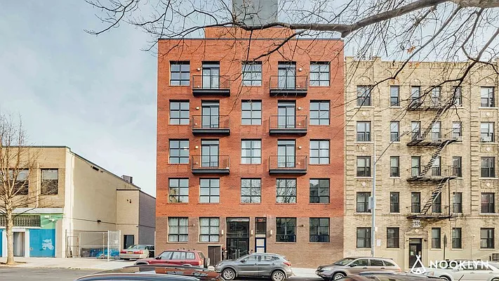 Rented by Nooklyn NYC LLC | media 19