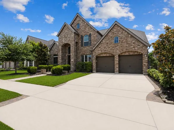 19719 Raccoon Hollow Way, Cypress, TX 77433