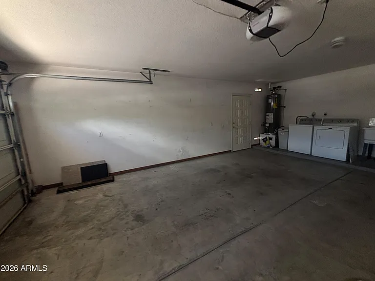 1461 W Foy Dr — Photo 12