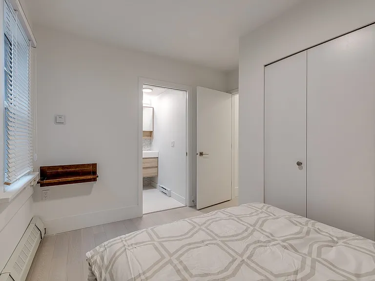 1425 Haro St #1 — Photo 14