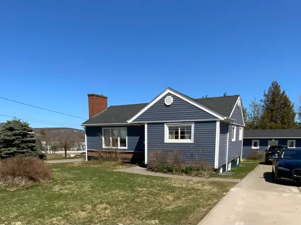 23 Church Street Ext, Antigonish, NS B2G 2E5