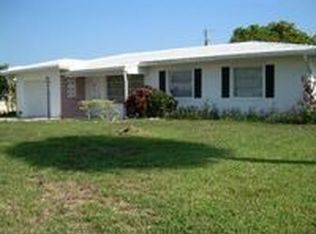 129 E Jasmine Dr, Lake Park, FL 33403