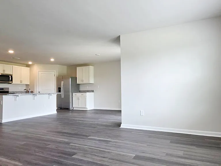 3434 Ashridge Way — Photo 6