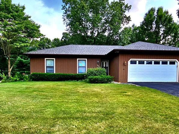 300 Hidden Forest Ln, Battle Creek, MI 49014