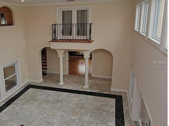 5th image of 2809 W Fountain Blvd