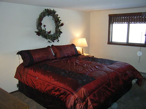 Master w/King and Walk In