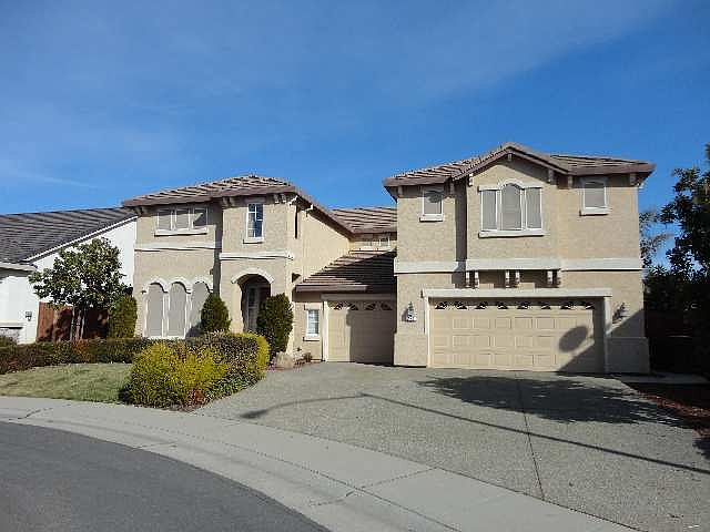 1st image of 233 Towle Ct