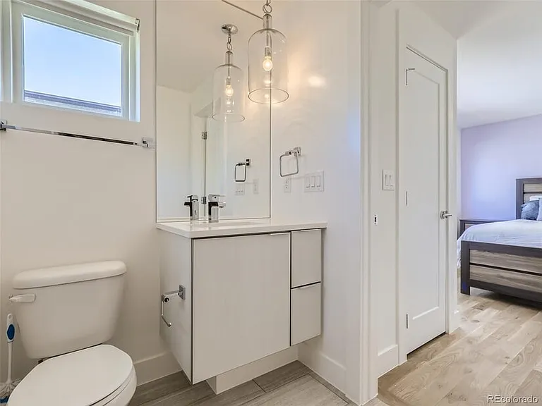 Jack Jill Bath