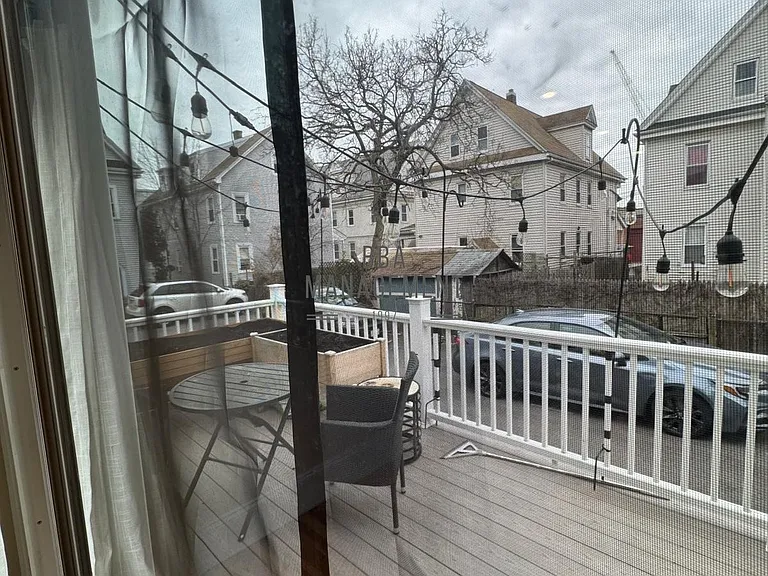 10 Benson St — Photo 13
