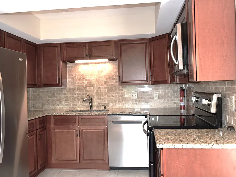 3701 Mazewood Ln — Photo 12