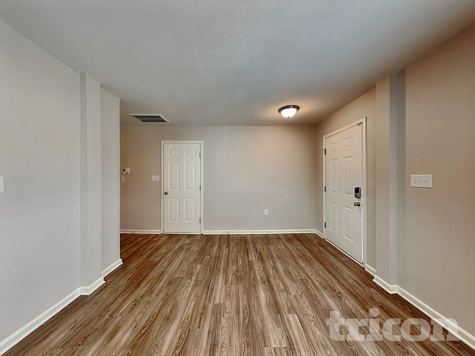 2818 Meadow Creek Drive Dallas NC — Photo 4