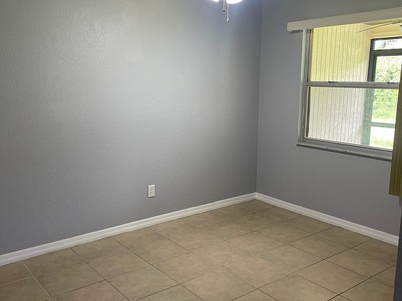 Dining area off the kitchen